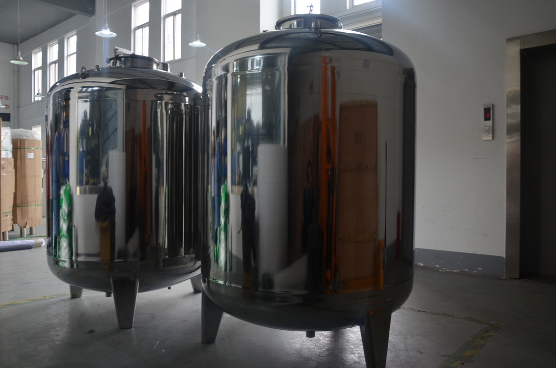 Tangki Penyimpanan Air Panas Tertutup Dengan Stainless Steel 316 Untuk Aksesoris Sistem RO Pengolahan Air