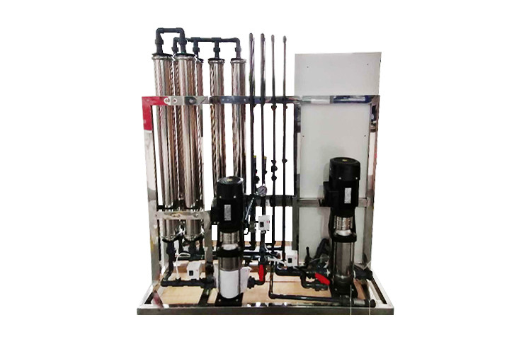 500L / H SS304 Laboratorium Rumah Sakit Sistem Pengolahan Air Sistem RO Single Pass